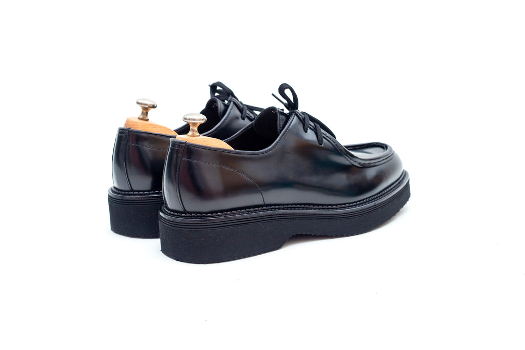 Voguish Wallabee Black Leather