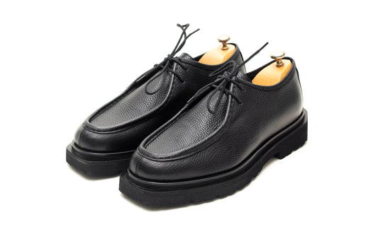 Voguish Square Wallabee Black
